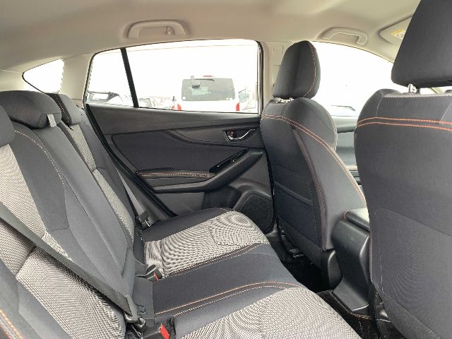 car-img