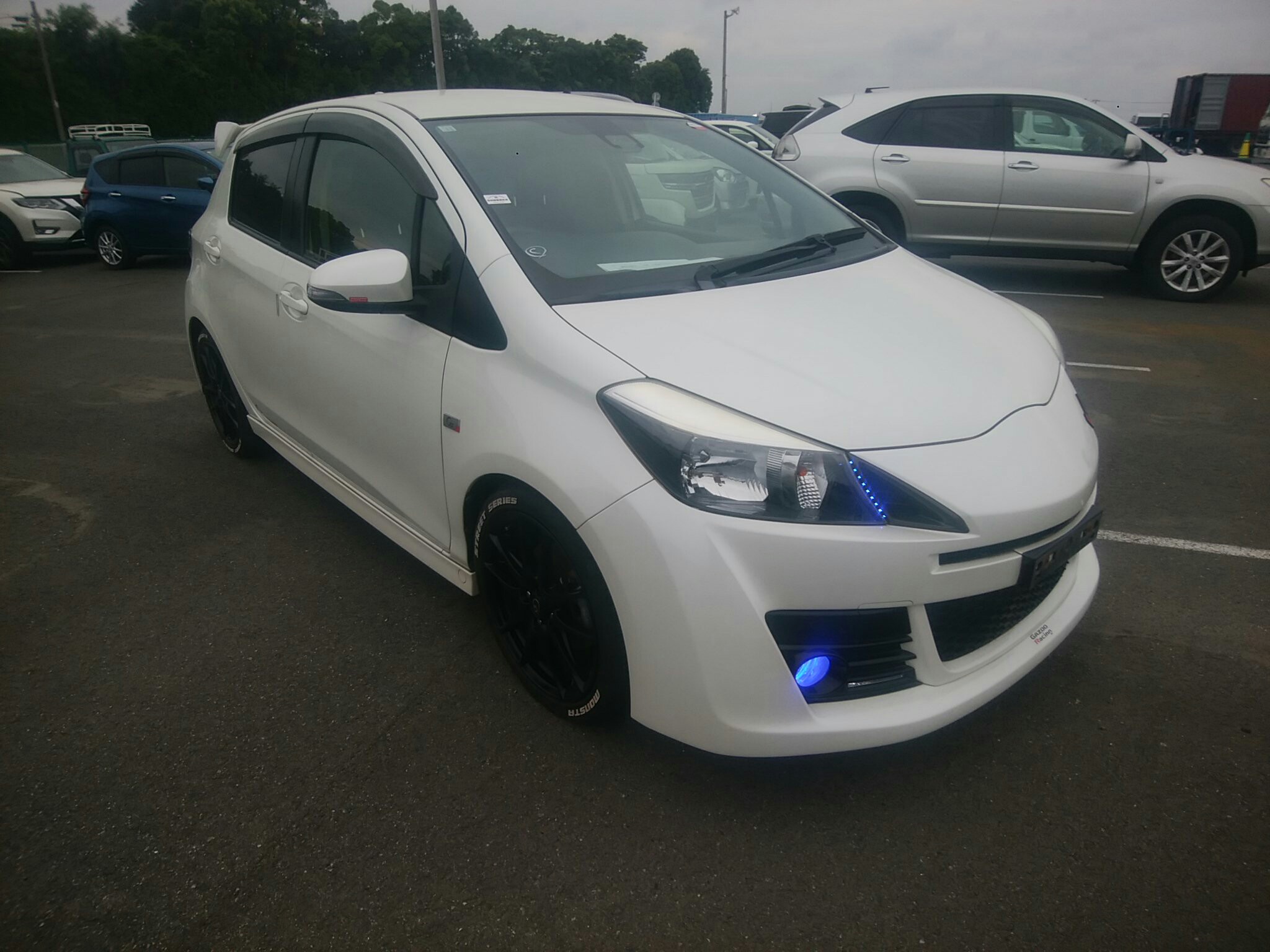 Toyota Vitz 2016
