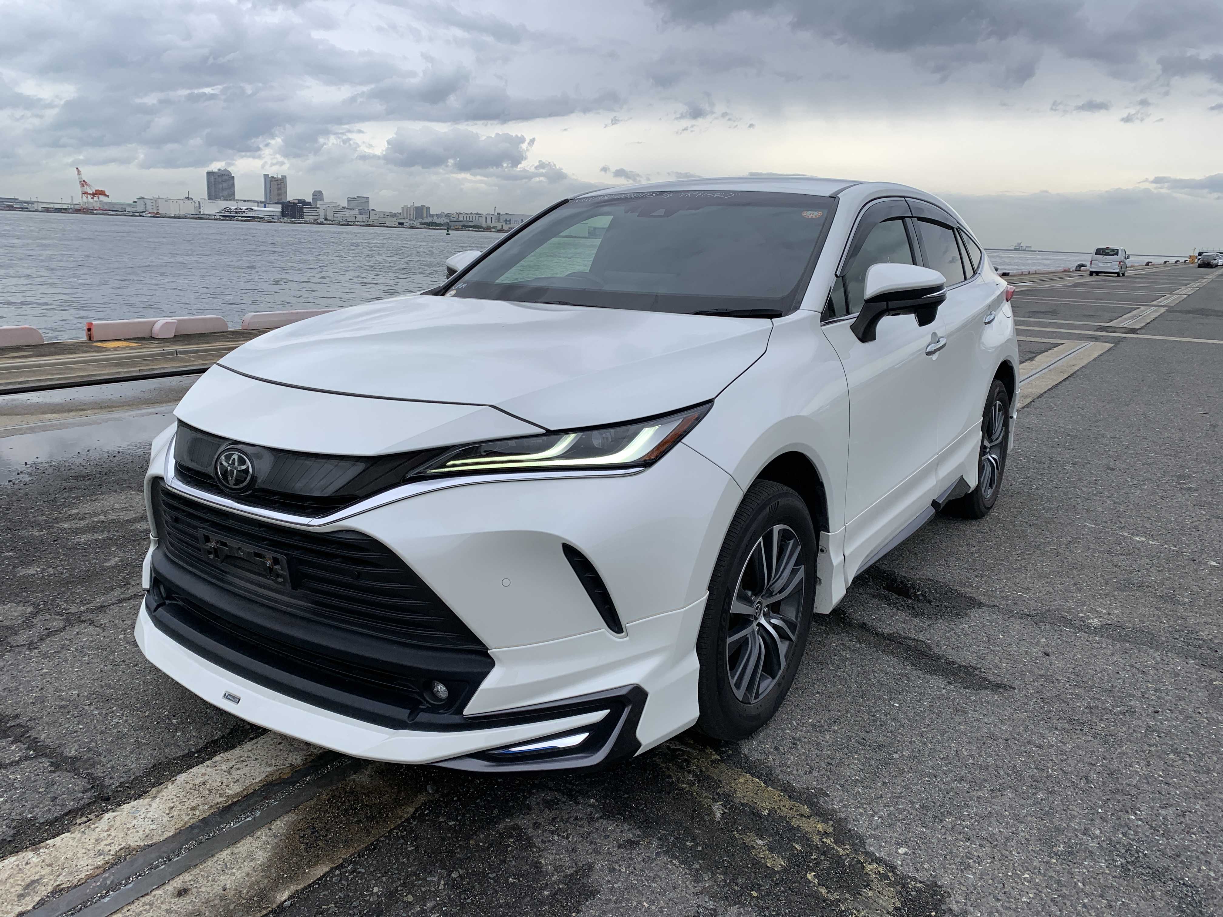 Toyota Harrier 2022