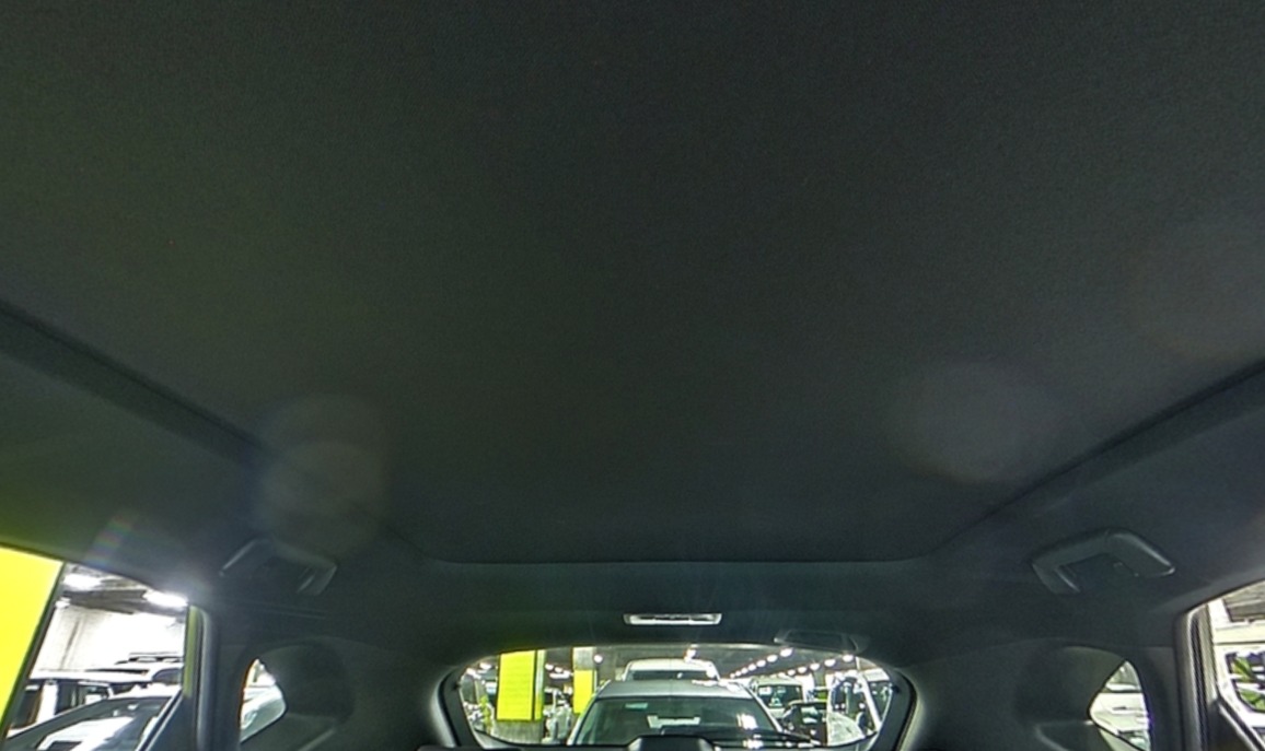 car-img