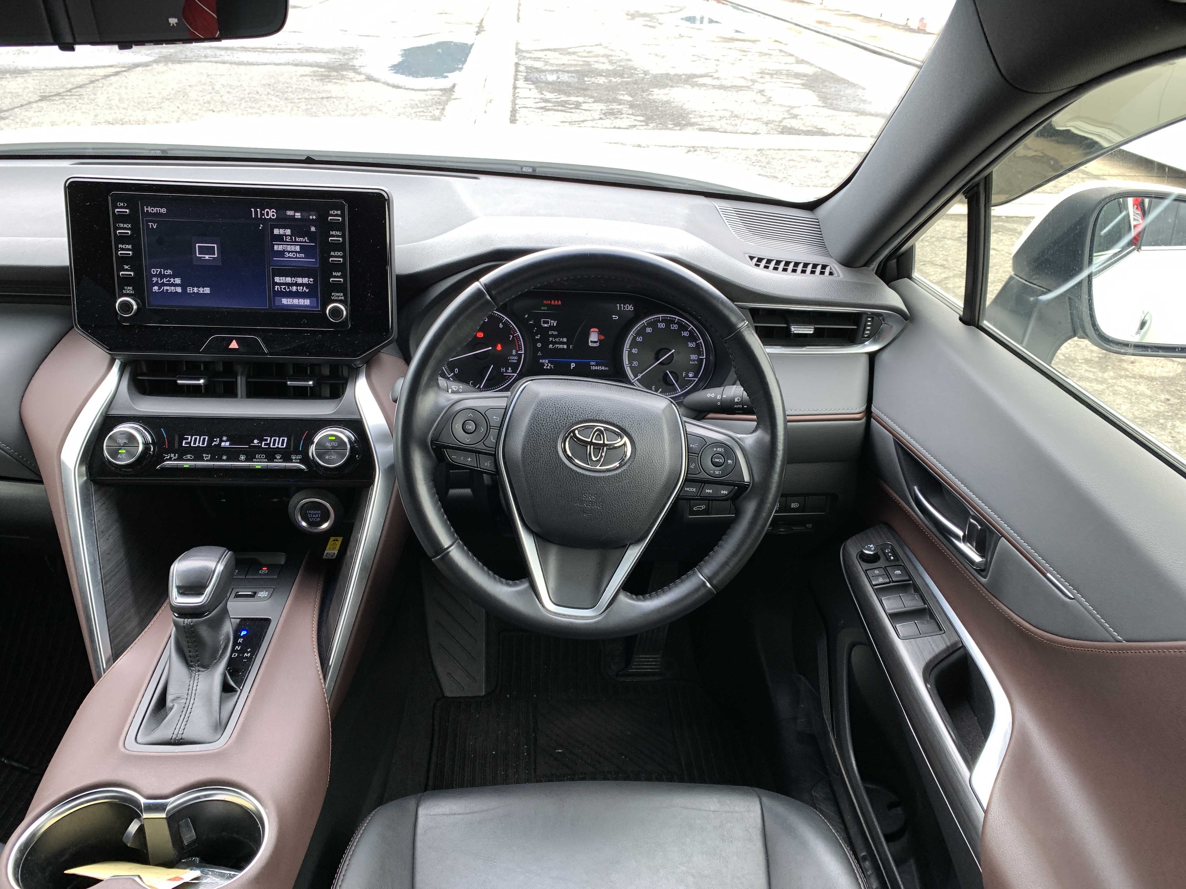 car-img