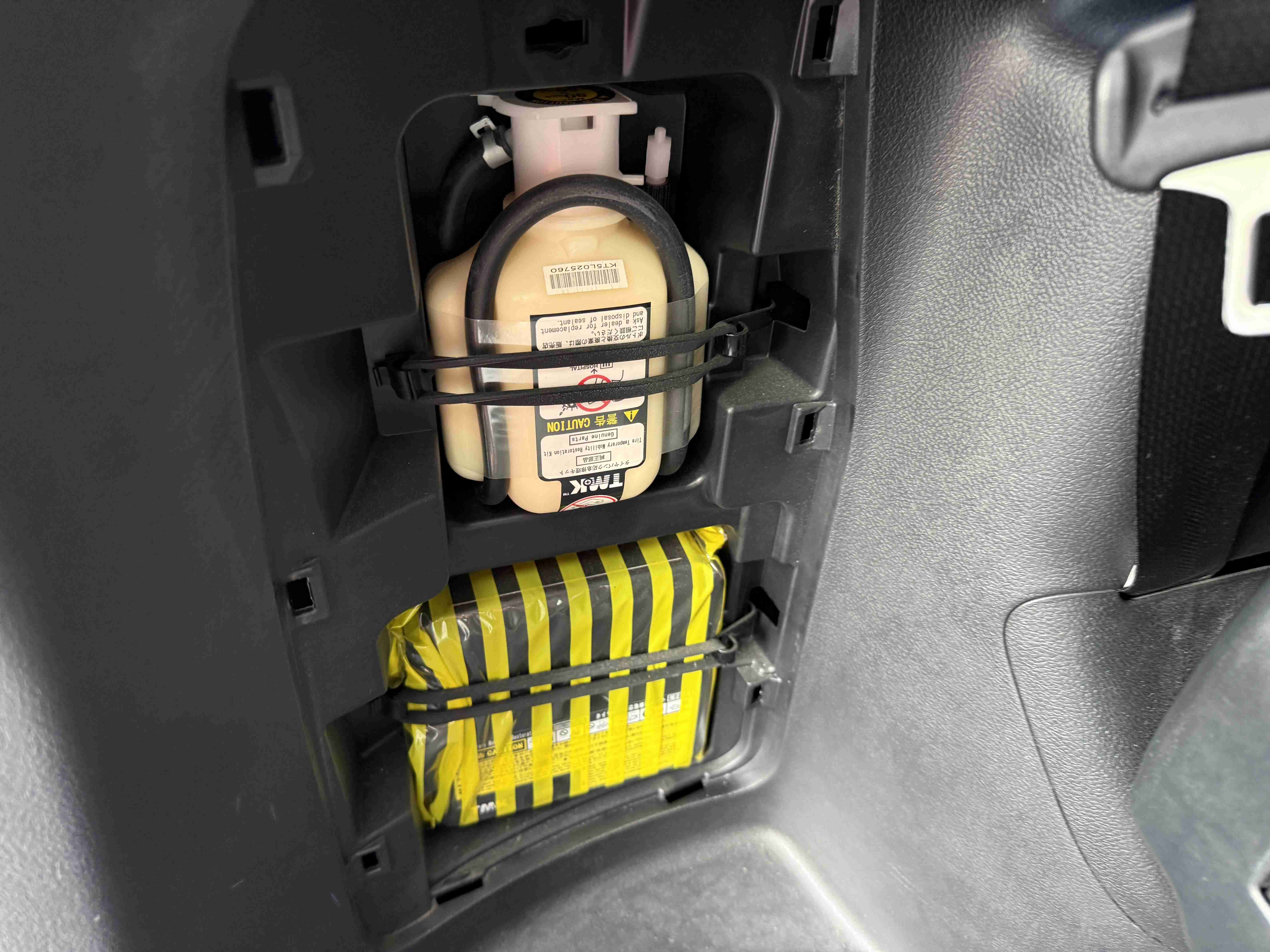 car-img