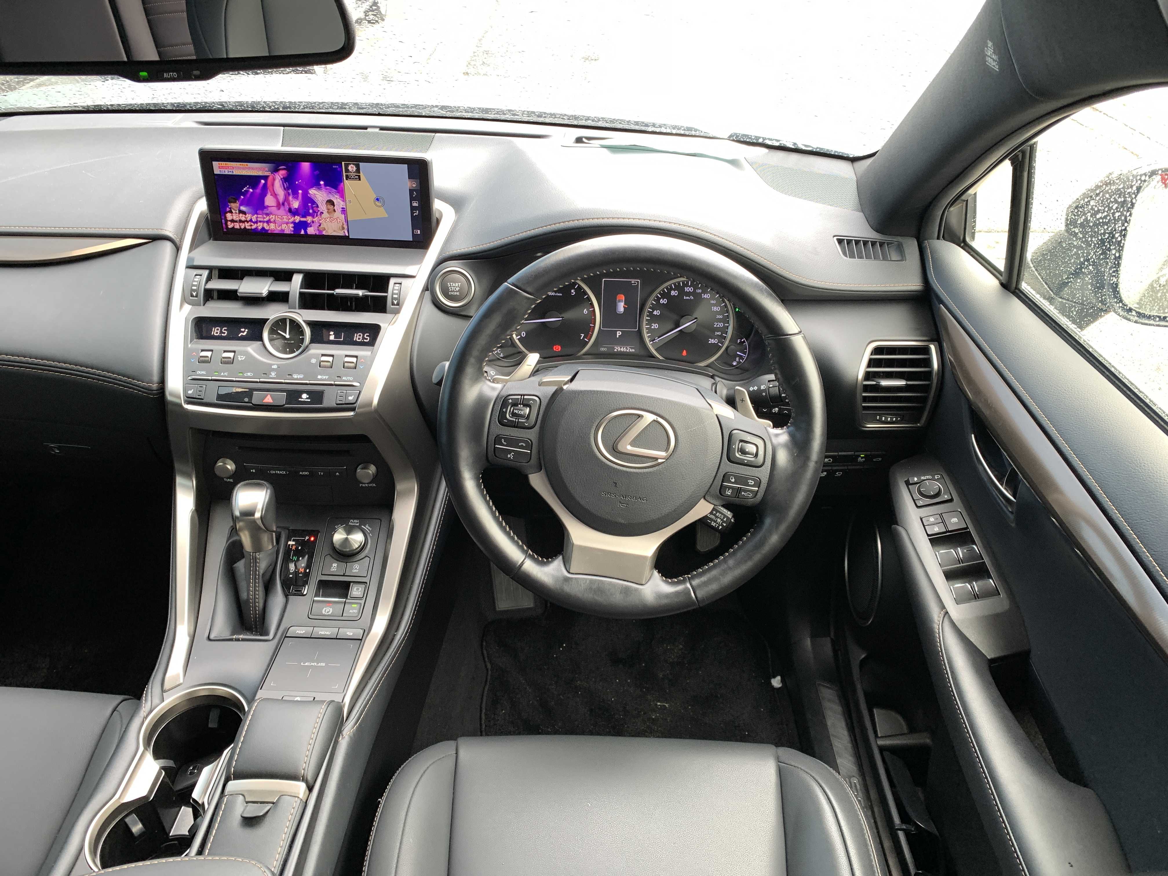 car-img