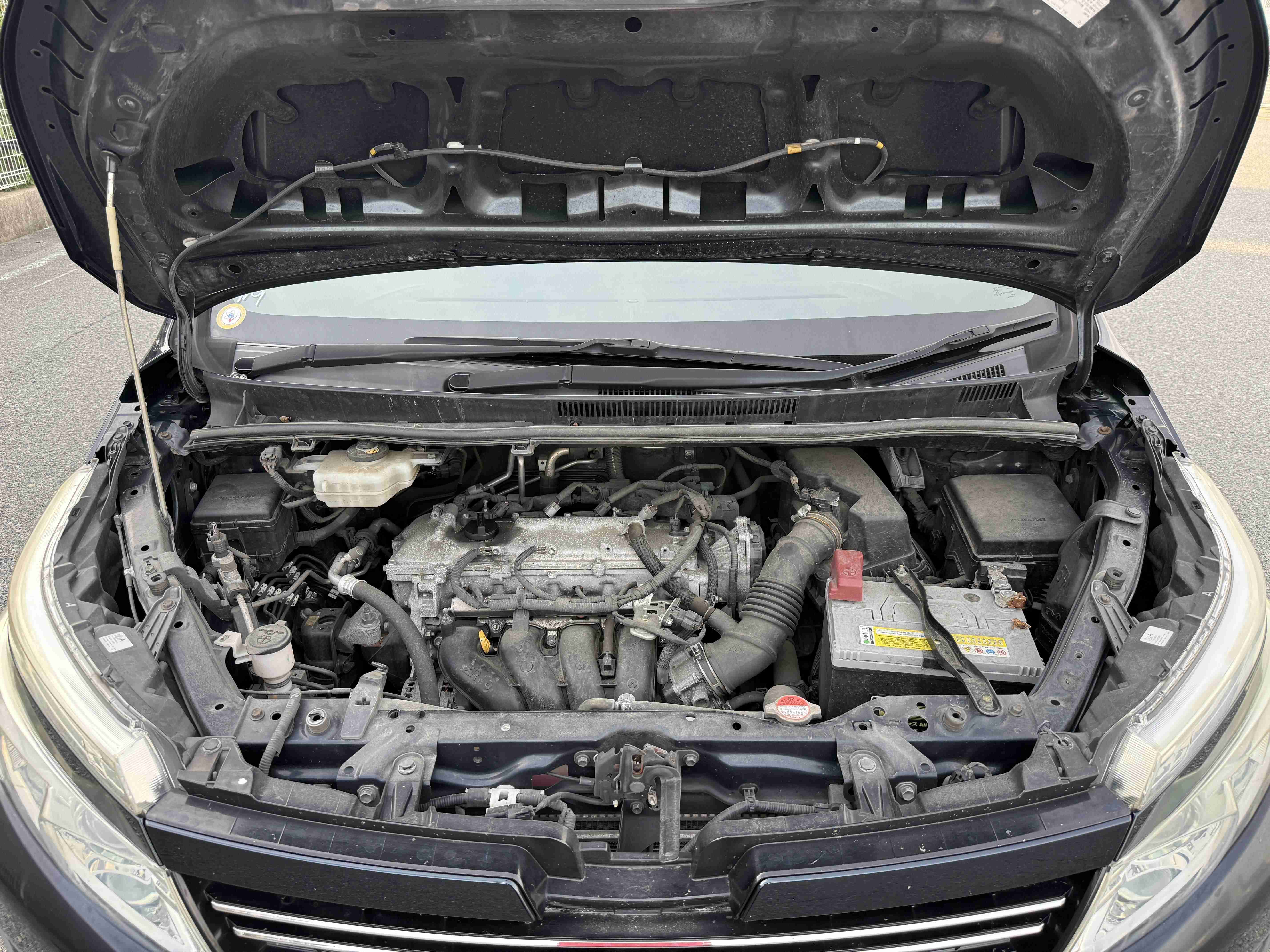 car-img
