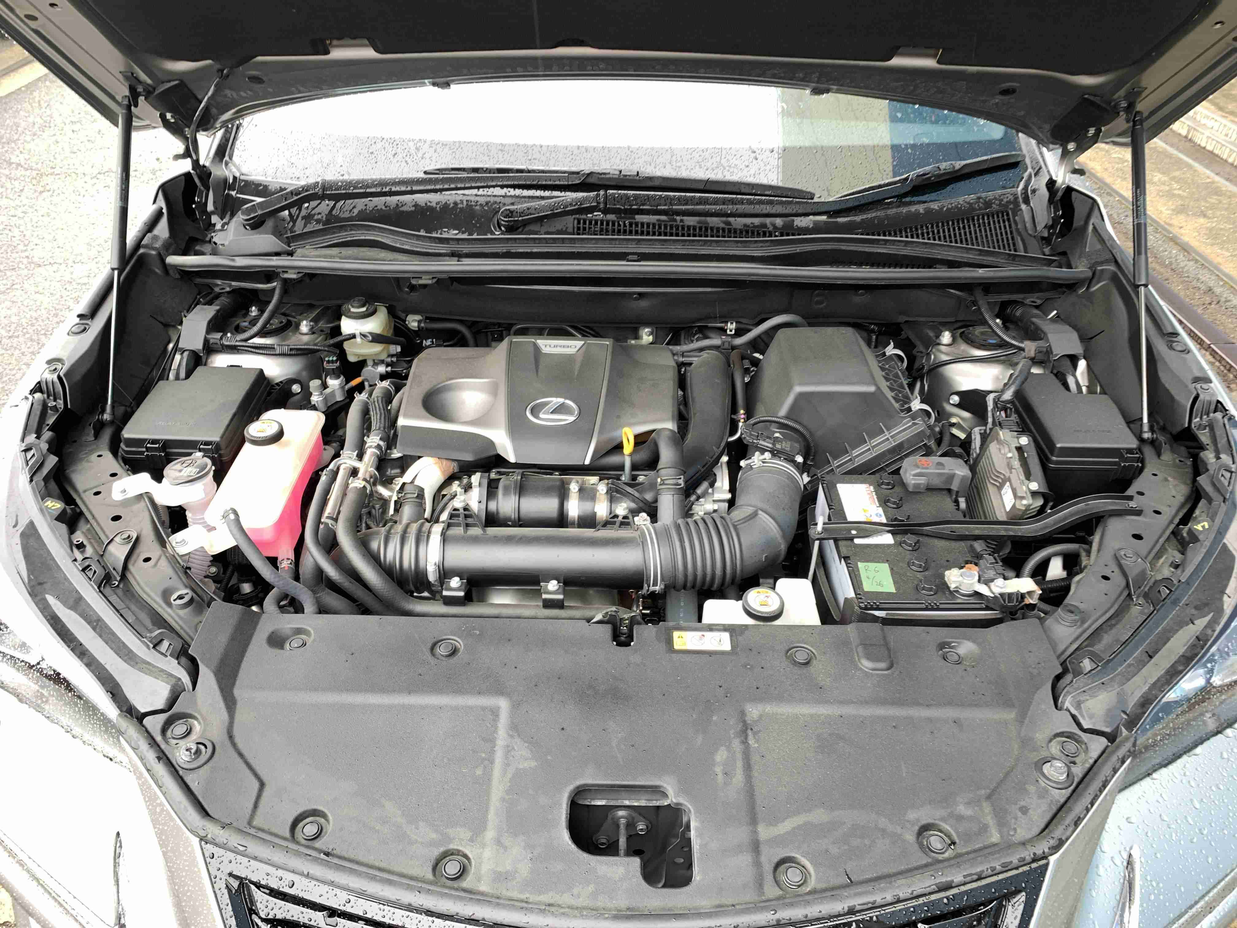 car-img