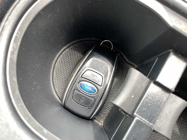 car-img