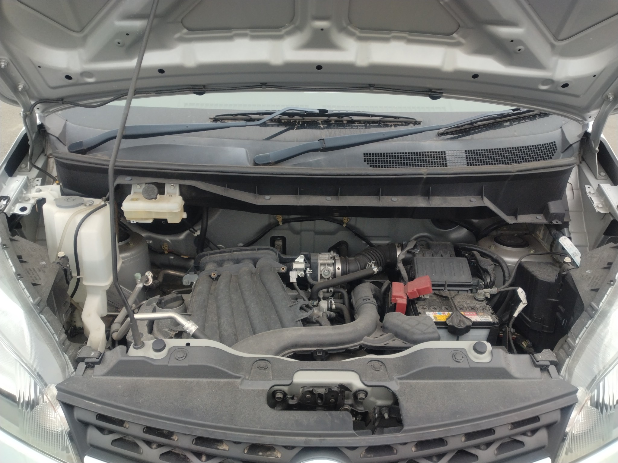 car-img