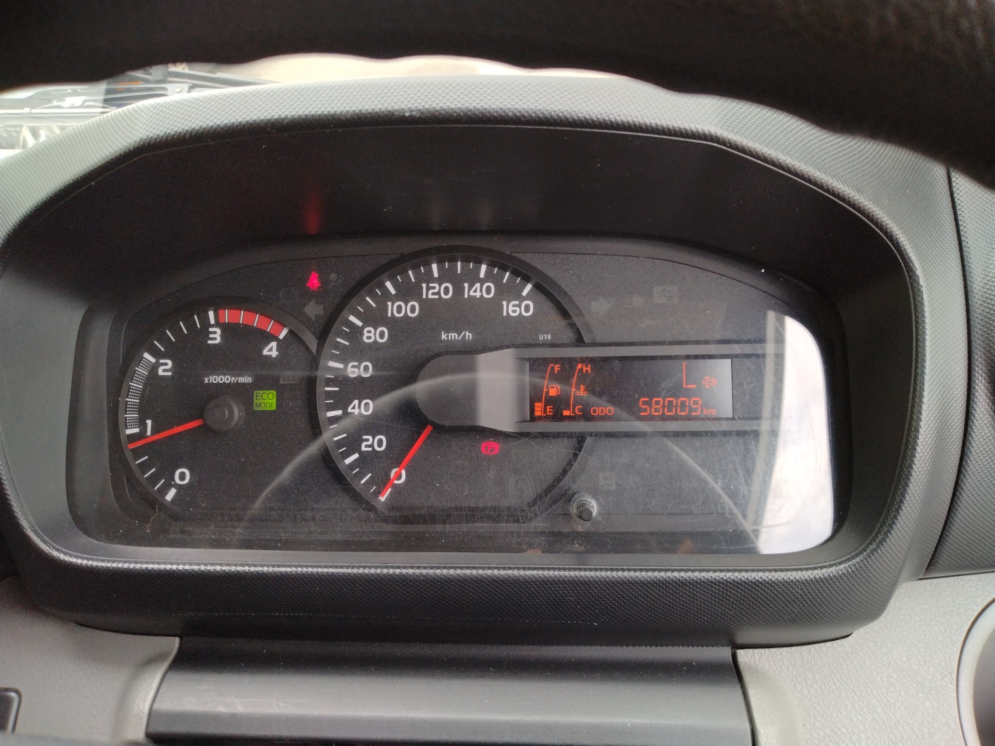 car-img
