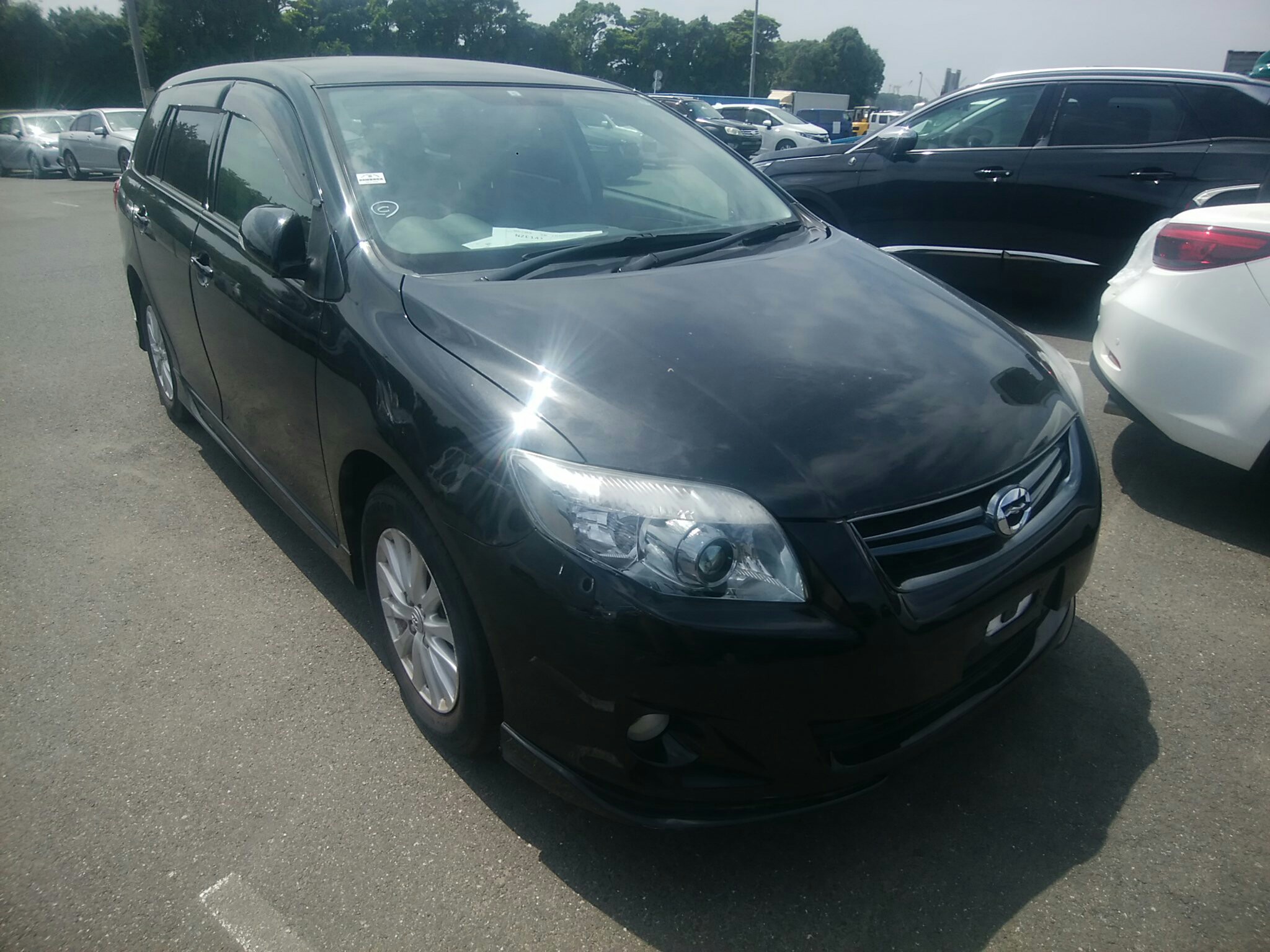 Toyota Corolla Fielder 2011